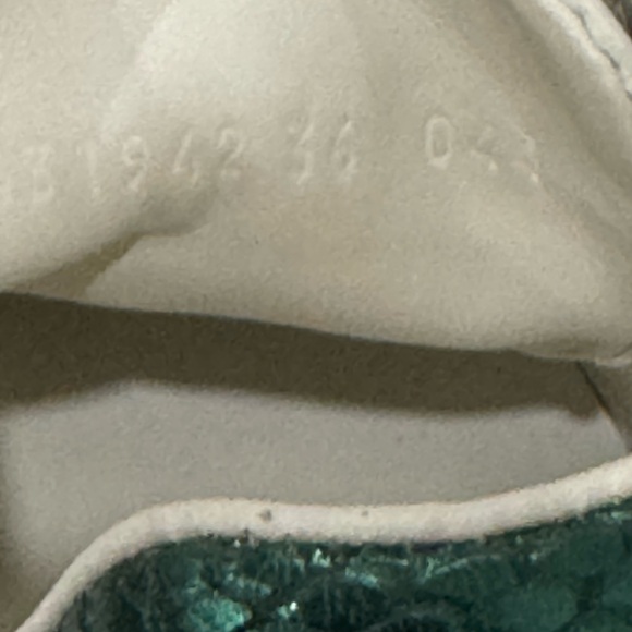 Women's Gucci Ace sneaker with bee - Picture 8 of 8